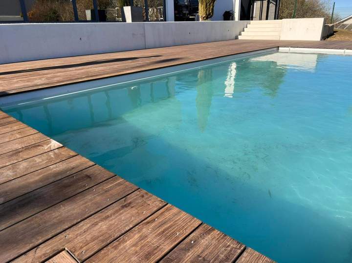 Pisciniste en Aveyron