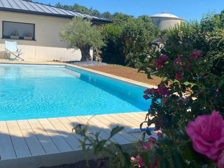 Plage de piscine Aveyron