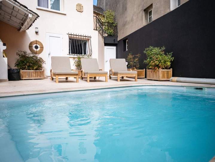 Piscine traditionnelle Aveyron