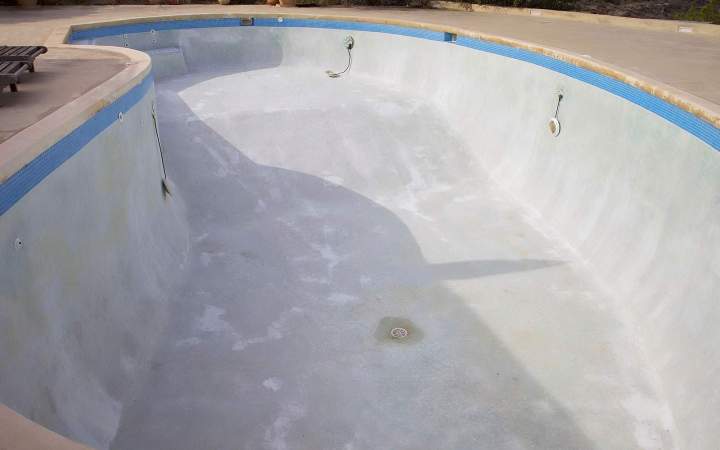 Rénovation de piscine, Espalion