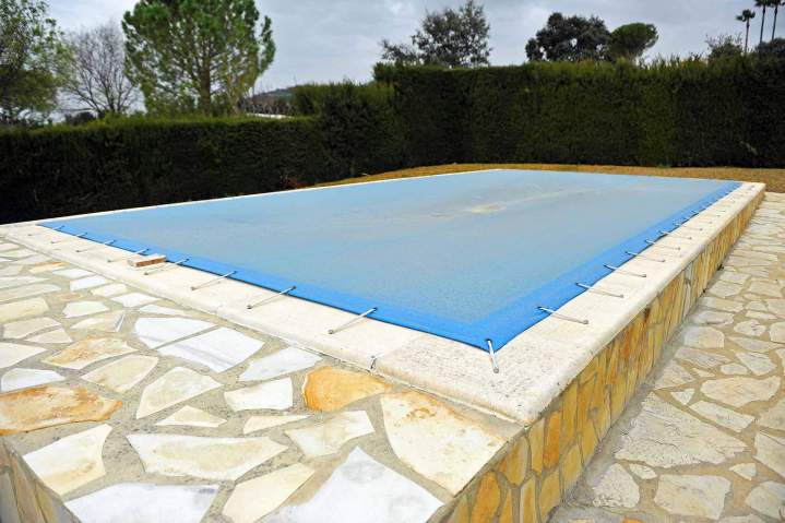Couverture chauffante piscine Aveyron